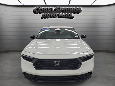 Certified 2025 Honda Accord SE image 2