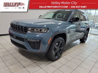 New 2026 Jeep Grand Cherokee Limited w/ Limited Altitude Package 360° Tour