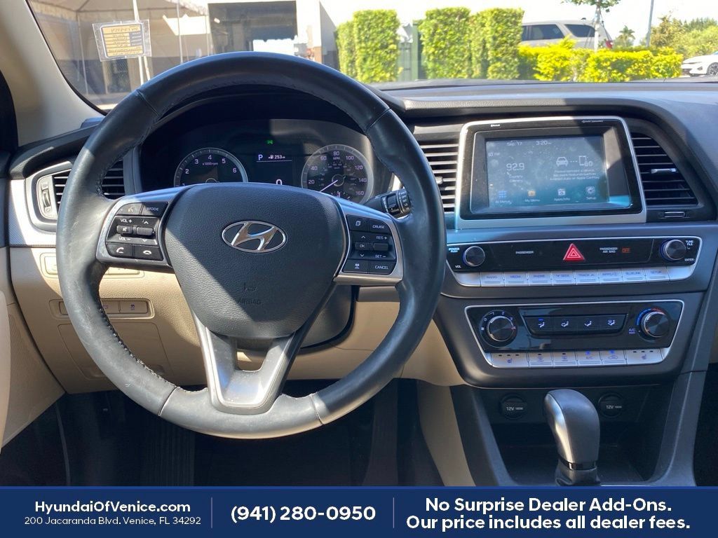 Used 2018 Hyundai Sonata SEL w/ Tech Package 02 FWD image 2