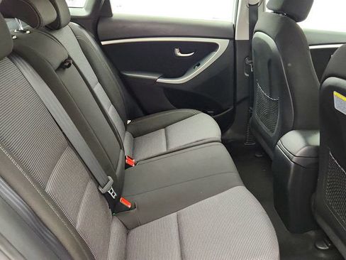 Used 2016 Hyundai Elantra GT FWD image 21