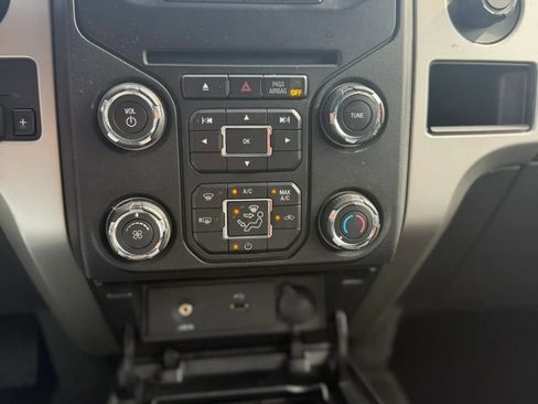 Used 2014 Ford F150 XLT w/ Equipment Group 302A Luxury AWD/4WD image 30
