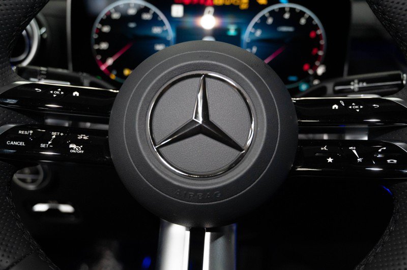 New 2027 Mercedes-Benz CLE 450 4MATIC Coupe image 21