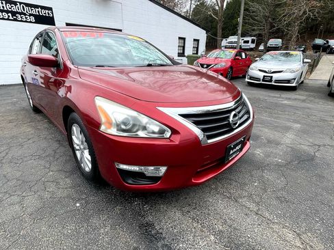 Used 2015 Nissan Altima 2.5 S w/ Sport Value Package image 12