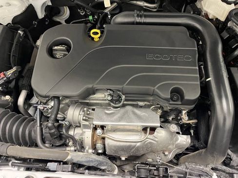 Used 2024 Chevrolet Malibu RS image 25