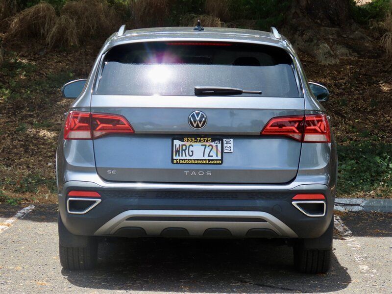 Used 2022 Volkswagen Taos SE FWD image 5