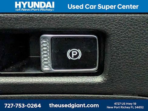 Certified 2023 Hyundai Santa Fe SEL image 33