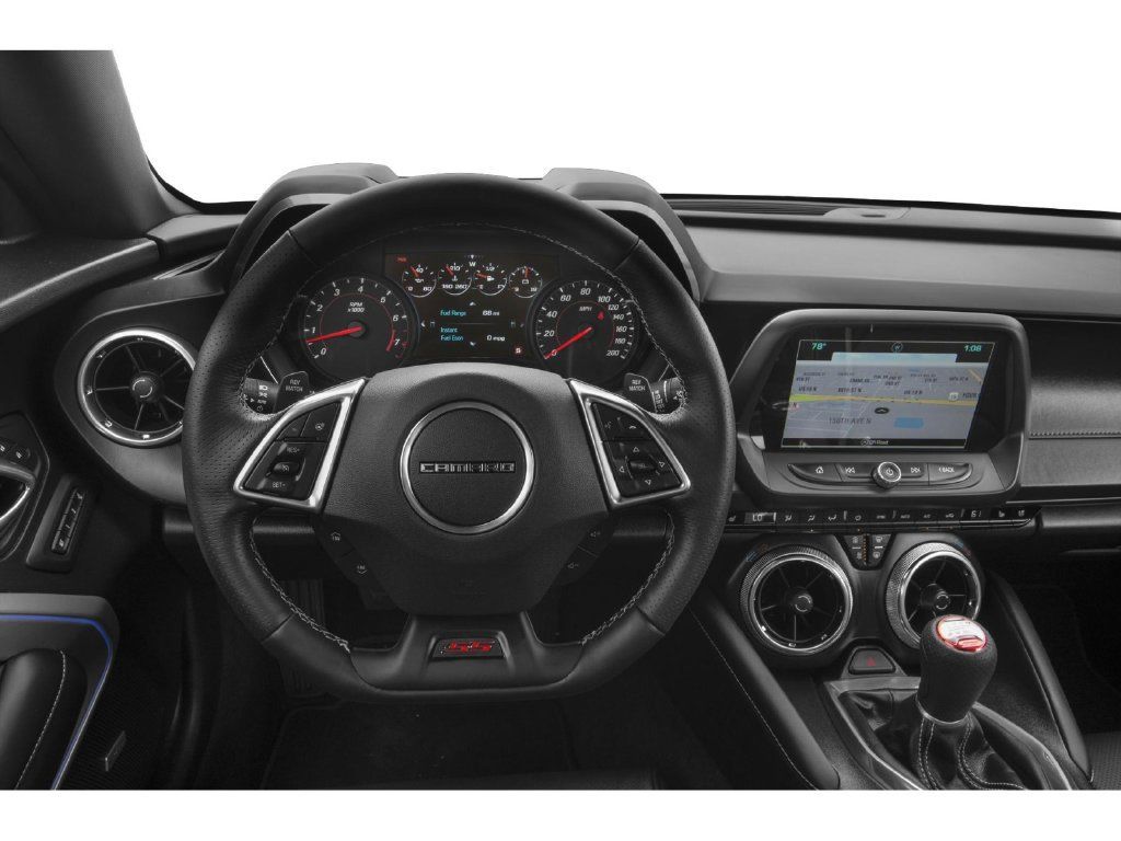 Used 2018 Chevrolet Camaro SS RWD image 4