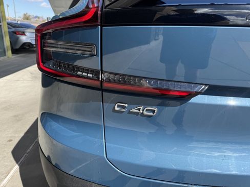 Used 2022 Volvo C40 P8 Recharge Ultimate image 12