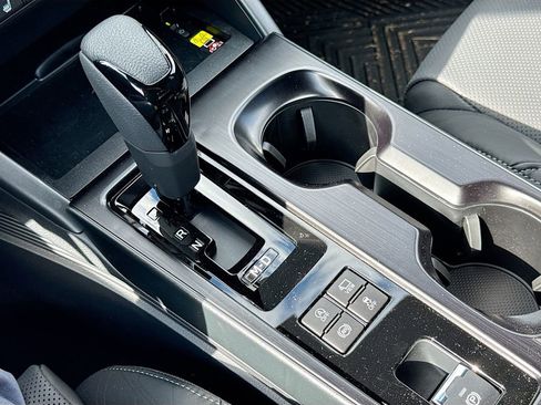 New 2026 Subaru Outback Touring AWD/4WD image 18