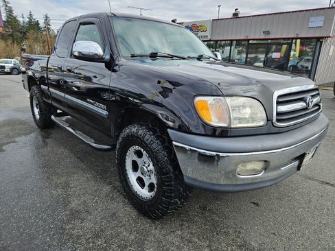 Used 2000 Toyota Tundra SR5 image 3