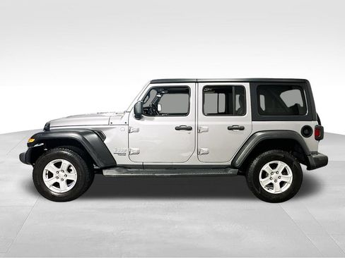 Used 2019 Jeep Wrangler Unlimited Sport S AWD/4WD image 7