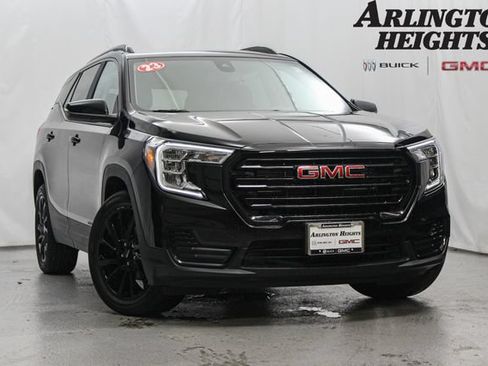 Used 2023 GMC Terrain SLE w/ Elevation Edition FWD image 1