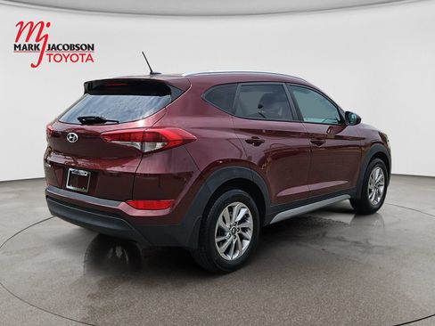 Used 2017 Hyundai Tucson SE w/ SE Popular Package 02 FWD image 8