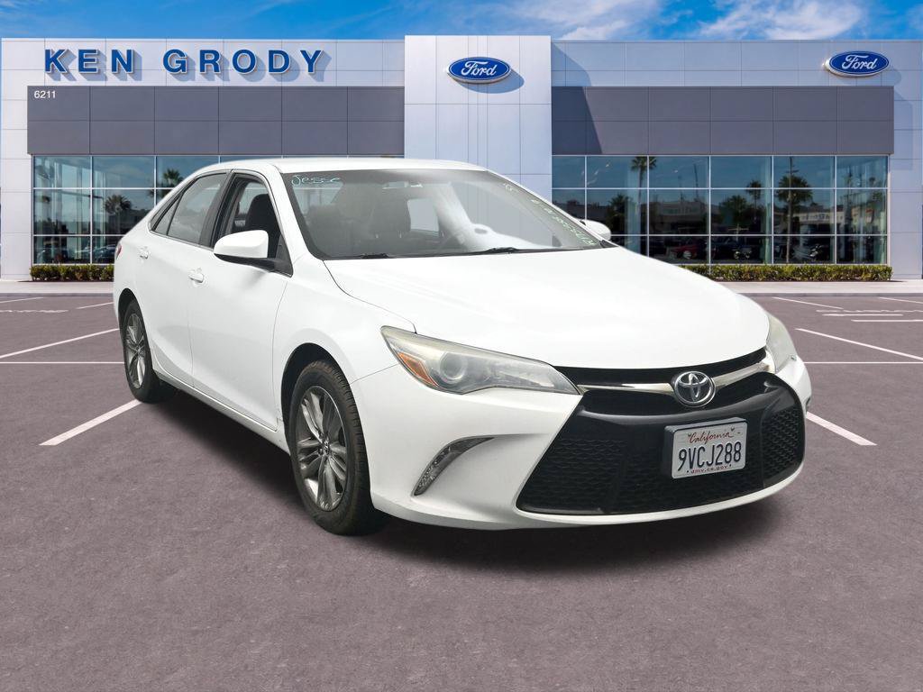 Used 2016 Toyota Camry SE FWD image 4