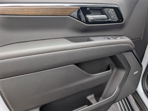 New 2026 Chevrolet Tahoe High Country image 27