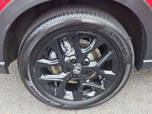 Certified 2025 Honda HR-V Sport image 4