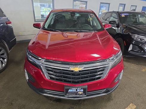 Certified 2024 Chevrolet Equinox LT FWD image 2
