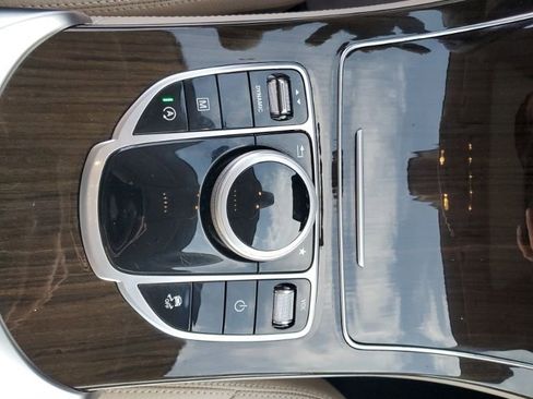 Used 2019 Mercedes-Benz GLC 300 image 40