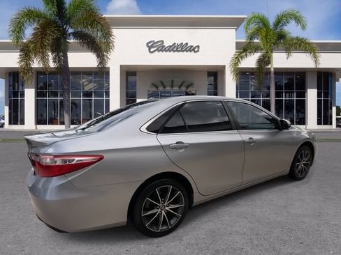 Used 2016 Toyota Camry XSE FWD image 14