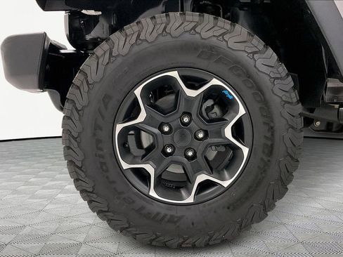 Used 2017 Jeep Wrangler Unlimited Sport w/ Quick Order Package 23S image 26