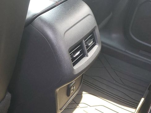 Used 2022 Chevrolet Equinox RS w/ Infotainment Package AWD/4WD image 34