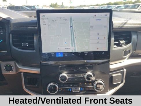 Used 2024 Ford Expedition XLT AWD/4WD image 12