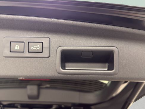 New 2026 Subaru Outback Touring XT image 34