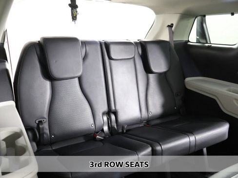 Used 2024 Kia Carnival SX Prestige FWD image 10