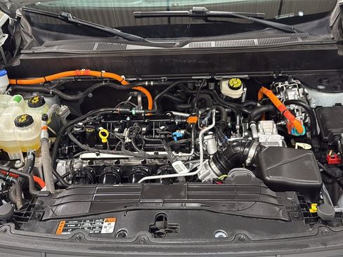 Used 2022 Ford Maverick Lariat w/ Lariat Luxury Package image 25