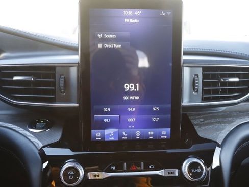 Used 2021 Ford Explorer Platinum w/ Equipment Group 601A image 28