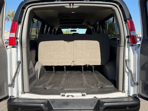 Used 2023 Chevrolet Express 3500 LS image 20