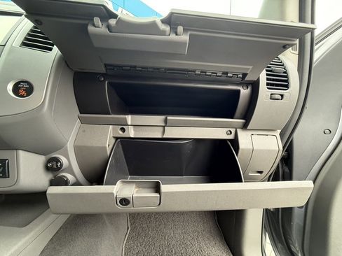 Used 2020 Nissan Frontier SV w/ Midnight Edition Floor Mats image 11