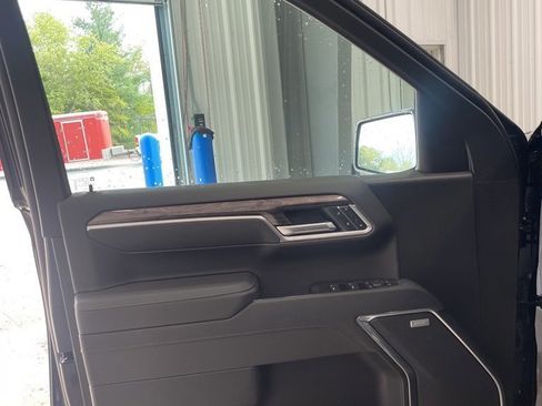 New 2026 Chevrolet Silverado 1500 LTZ w/ LTZ Premium Package image 17