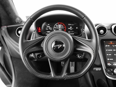 Used 2023 McLaren GT RWD image 21