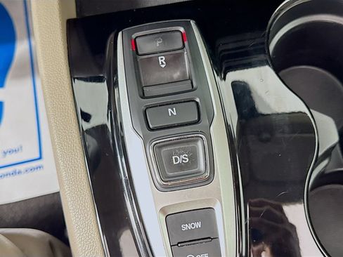 Used 2016 Honda Pilot Touring image 20