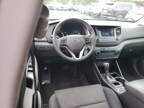 Used 2017 Hyundai Tucson SE FWD image 10