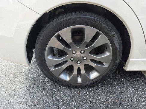 Used 2014 Subaru Impreza 2.0i Sport Premium image 24