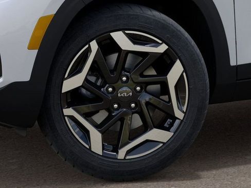 New 2024 Kia Seltos SX w/ SX Sunroof Package image 9