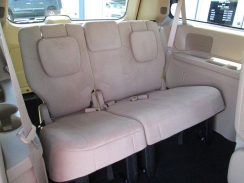 Used 2013 Dodge Grand Caravan SE image 14