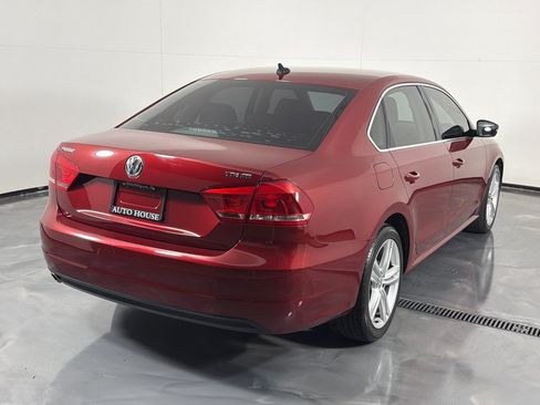 Used 2015 Volkswagen Passat TDI SE FWD image 5