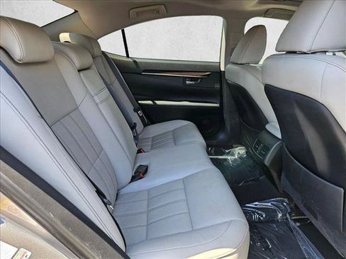 Used 2018 Lexus ES 350 w/ Luxury Package w/Wood Trim FWD image 24