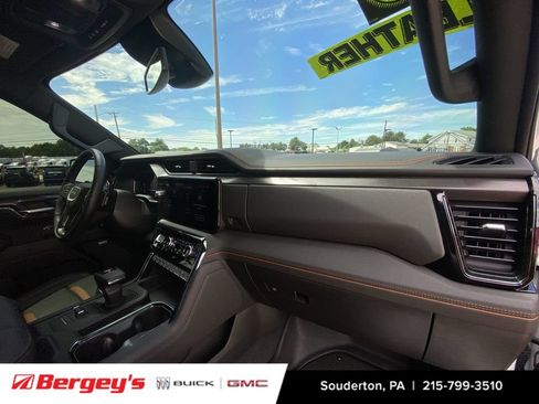 Certified 2025 GMC Sierra 1500 AT4 AWD/4WD image 33