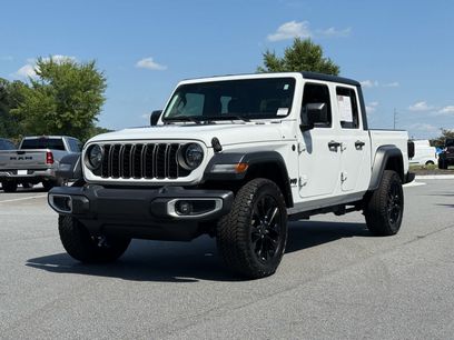 Used 2024 Jeep Gladiator Sport