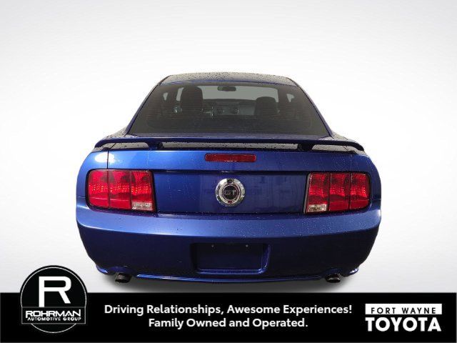 Used 2007 Ford Mustang GT RWD image 8
