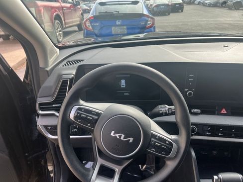 Used 2024 Kia Sportage LX image 29