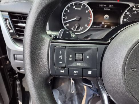 Used 2021 Nissan Rogue SV AWD/4WD image 13
