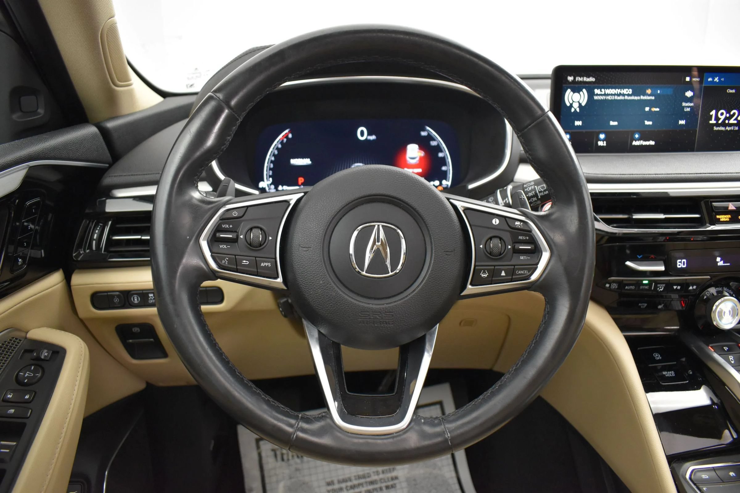 Used 2023 Acura MDX SH-AWD image 21