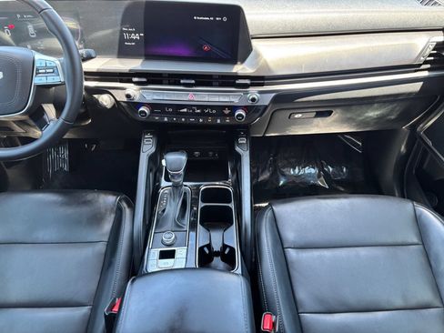 Used 2024 Kia Telluride S w/ S Sunroof Package FWD image 14