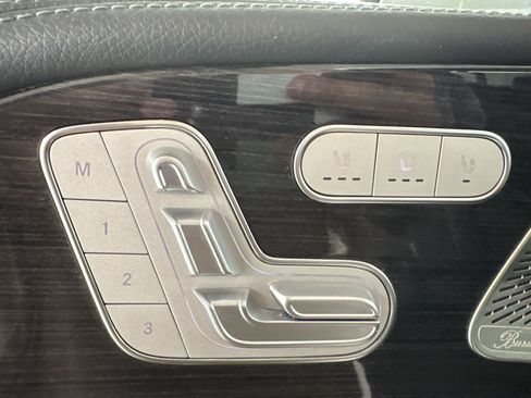 Used 2022 Mercedes-Benz GLS 450 4MATIC image 17