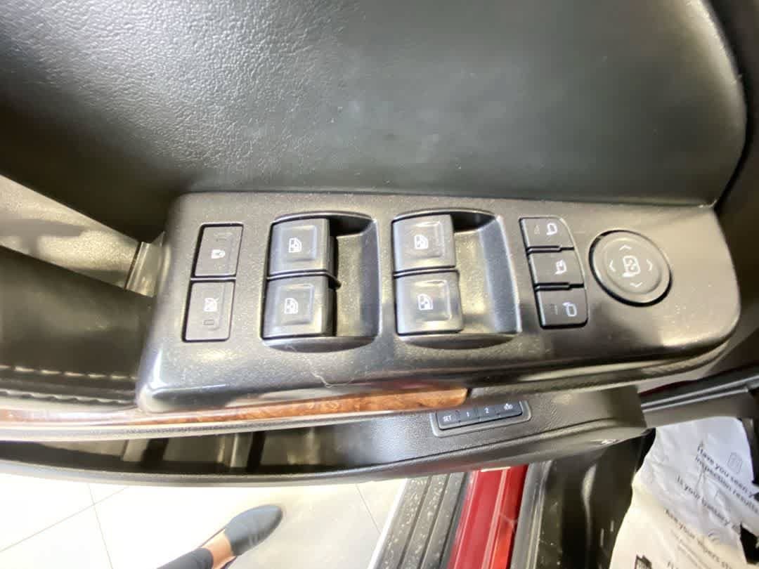 Used 2016 Chevrolet Tahoe LTZ AWD/4WD image 16